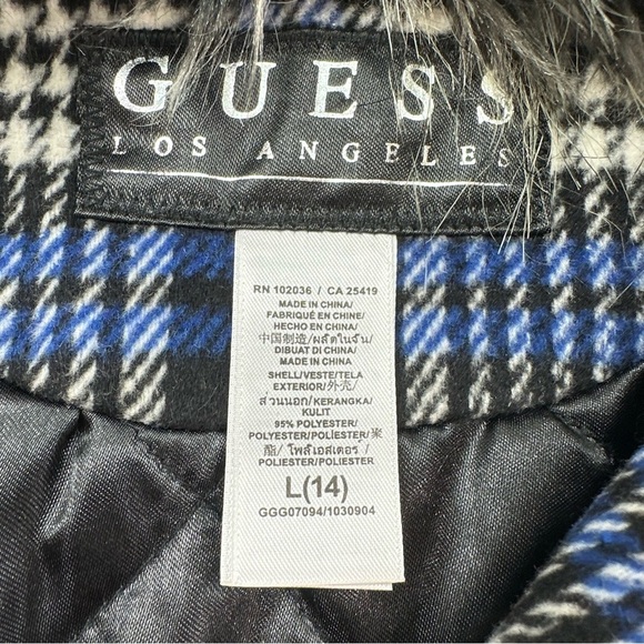 GUESS Girls Blue Plaid Jacket with Faux Fur Collar L-14 - Picture 3 of 9